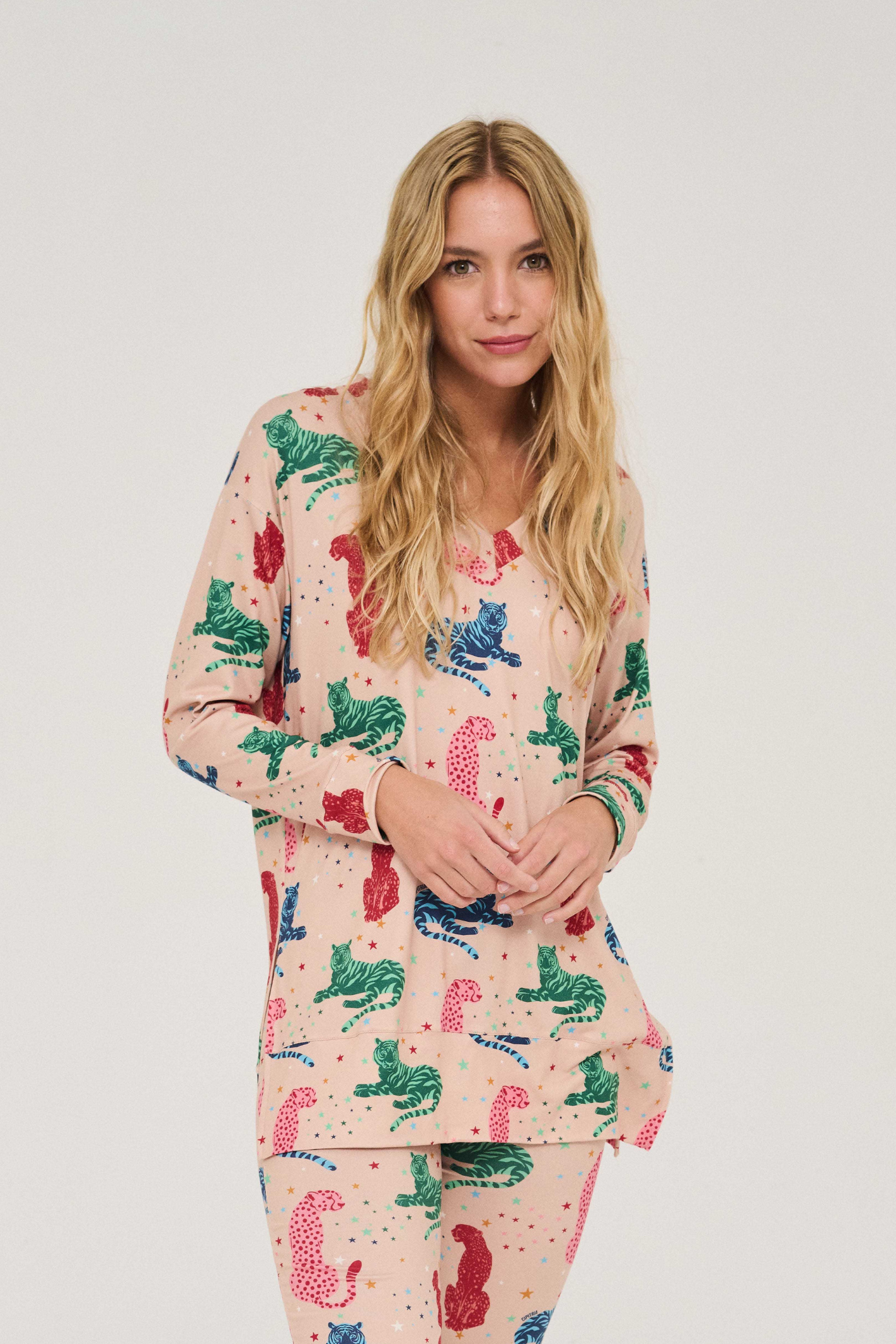 REMERA AMAIA PUNALU BEIGE