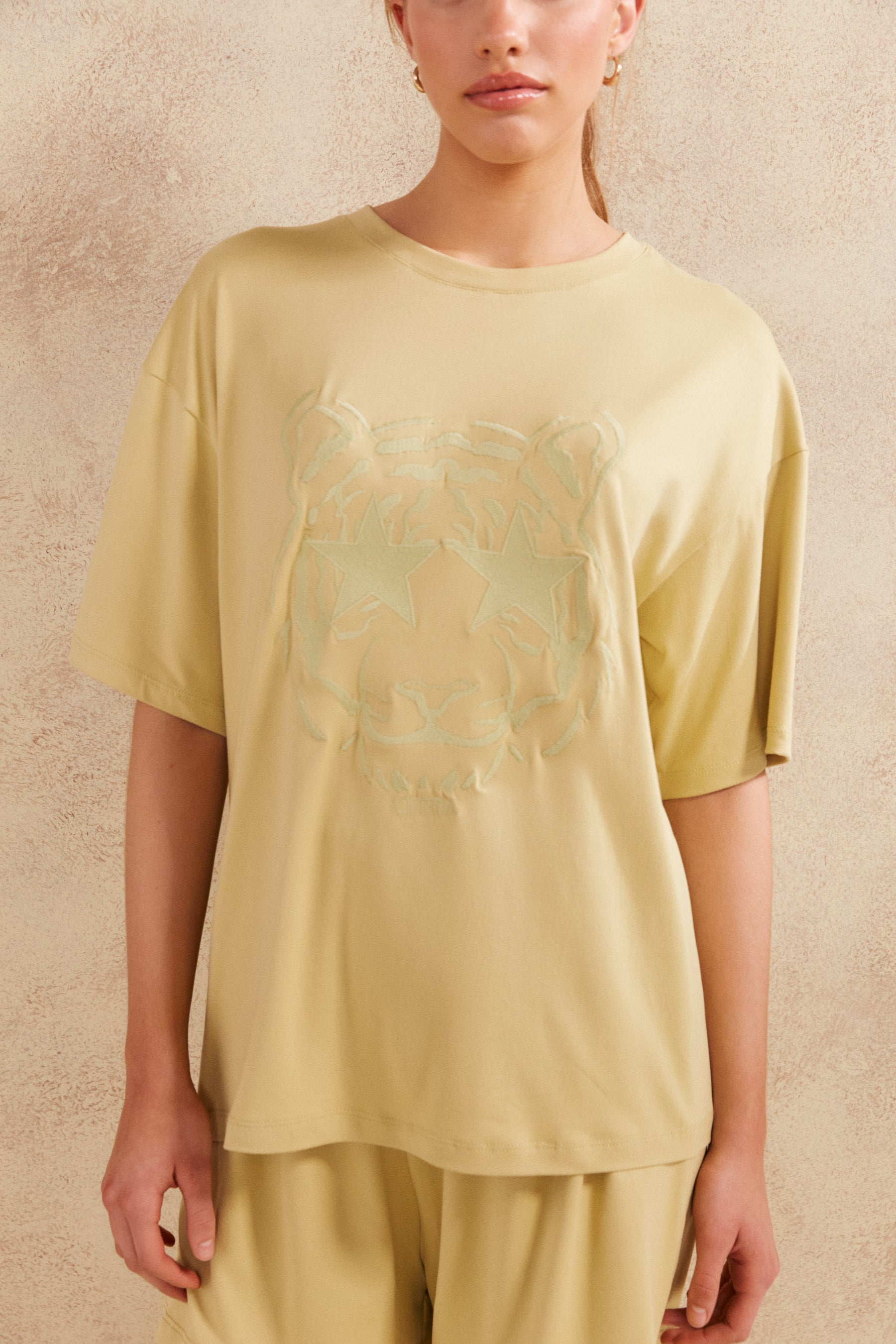 REMERA INDIA VERDE