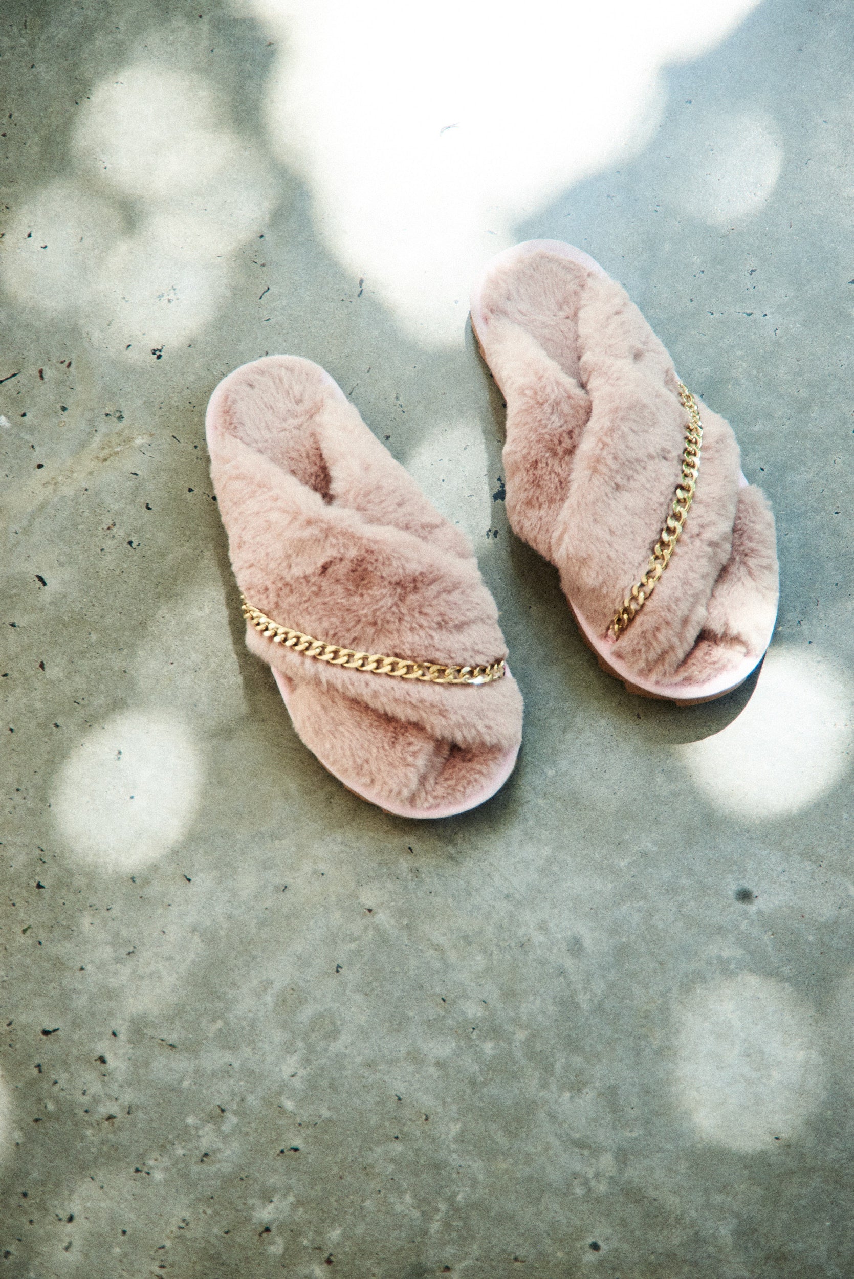 PANTUFLA CRUZADA GOLD ROSA