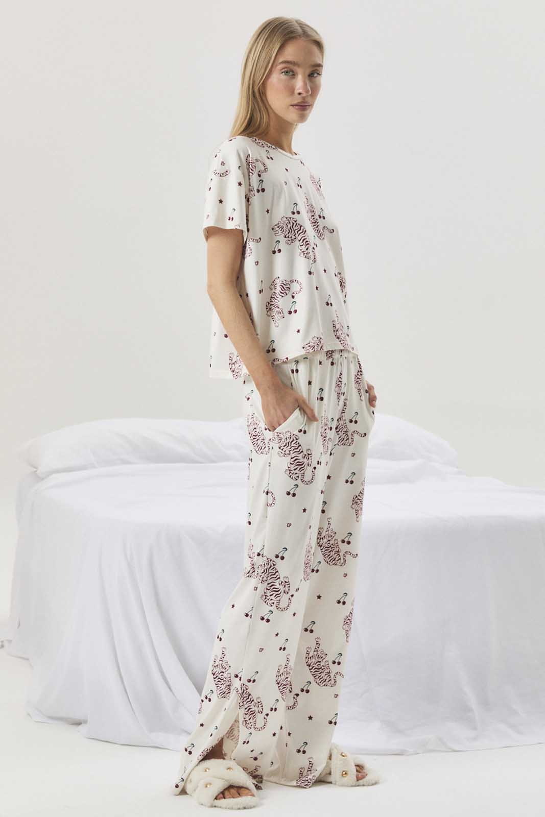 REMERA ANNA
