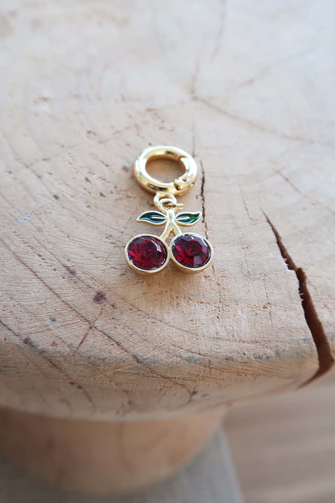 CHARM CHERRY