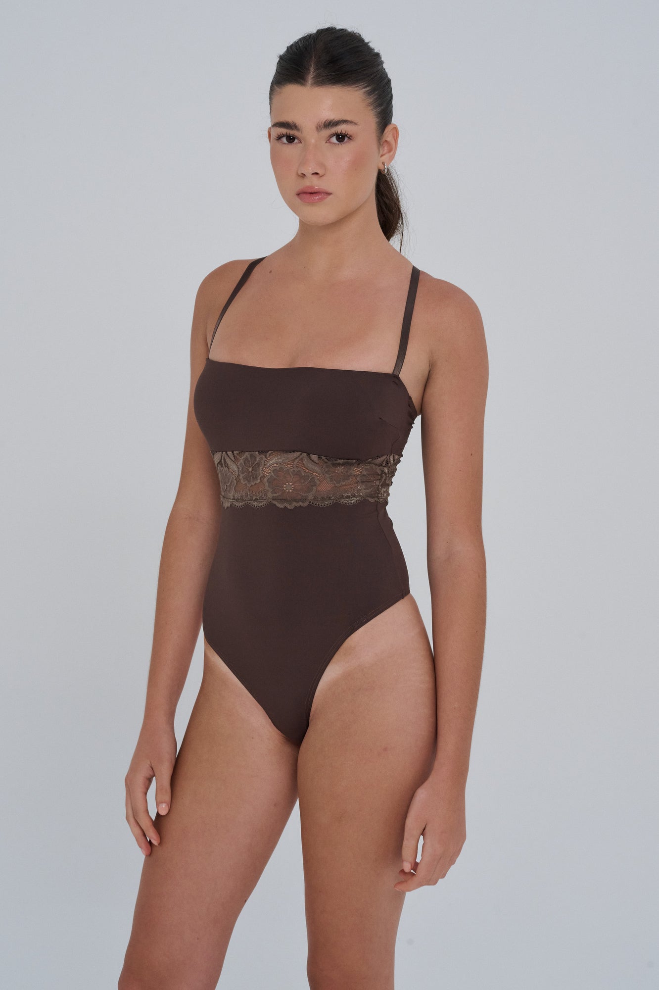 BODY AMELIA